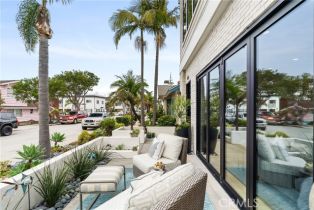 Single Family Residence, 115 Bay ave, Newport Beach, CA 92661 - 16