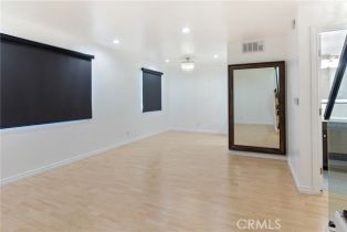 Condominium, 15002 Magnolia blvd, Sherman Oaks, CA 91403 - 15