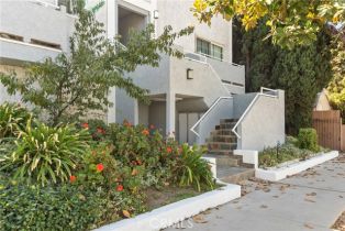 Condominium, 15002 Magnolia blvd, Sherman Oaks, CA 91403 - 37