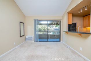 Condominium, 182 Streamwood, Irvine, CA 92620 - 8