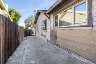 Single Family Residence, 716 7th st, Corona, CA 92882 - 26