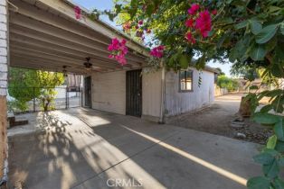 Single Family Residence, 716 7th st, Corona, CA 92882 - 27