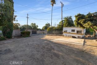 Single Family Residence, 716 7th st, Corona, CA 92882 - 34