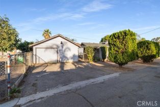 Single Family Residence, 716 7th st, Corona, CA 92882 - 37