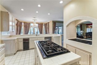 Single Family Residence, 5300 La Fiesta, Yorba Linda, CA 92887 - 13