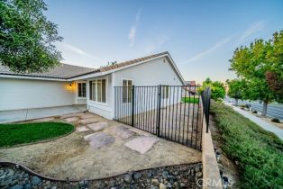 Single Family Residence, 1405 Merganser cir, Corona, CA 92882 - 6