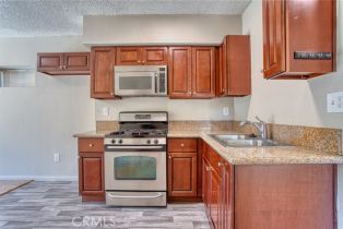 Condominium, 29600 Dryden, Riverside, CA 92530 - 5