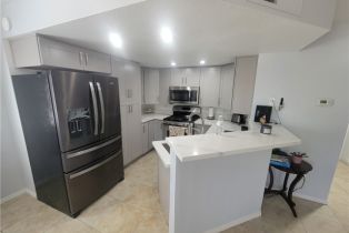 Condominium, 2548 Avenida Del, Corona, CA 92882 - 4