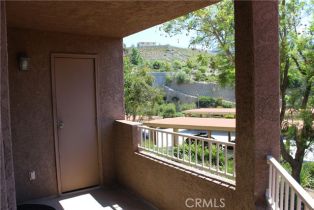 Condominium, 2275 Del Mar way, Corona, CA 92882 - 3