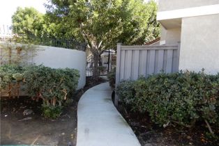 Condominium, 272 Lemon, Irvine, CA 92618 - 2