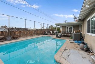 Single Family Residence, 10861 Cochran ave, Riverside, CA 92505 - 23