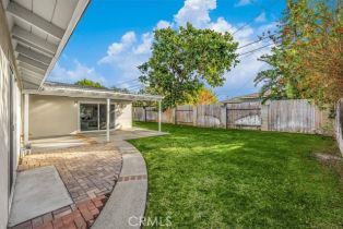 Single Family Residence, 1126 Trenton ave, Orange, CA 92867 - 38