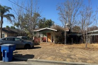 Single Family Residence, 2427 Northbend st, Riverside, CA 92501 - 4