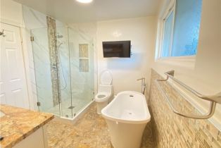 Single Family Residence, 13330 Killion st, Sherman Oaks, CA 91401 - 12