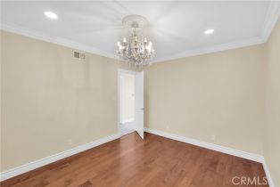 Single Family Residence, 13330 Killion st, Sherman Oaks, CA 91401 - 28