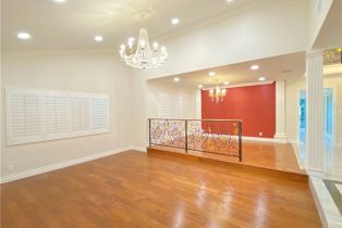 Single Family Residence, 13330 Killion st, Sherman Oaks, CA 91401 - 5