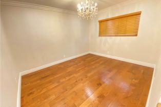 Single Family Residence, 13330 Killion st, Sherman Oaks, CA 91401 - 9