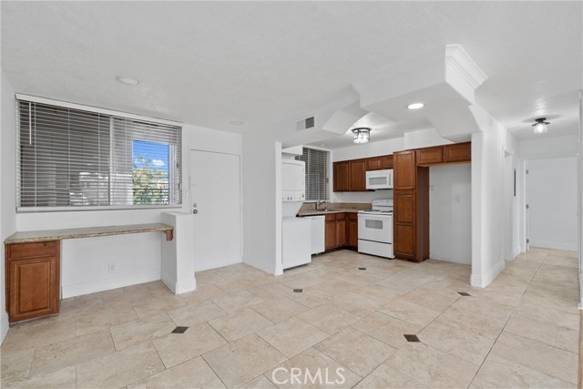 Condominium, 6979 Palm ct, Riverside, CA 92506 - 1