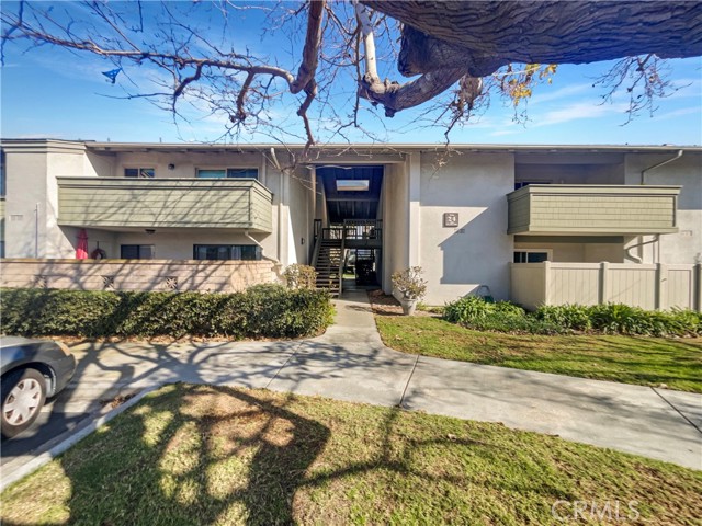 Condominium, 8566 Van Ness ct, Huntington Beach, CA 92646 - 1