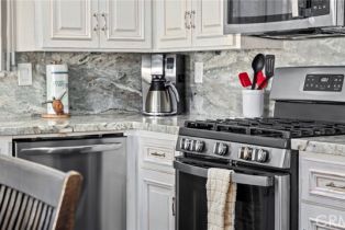 Residential Income, 402 Oceanfront, Newport Beach, CA 92661 - 17