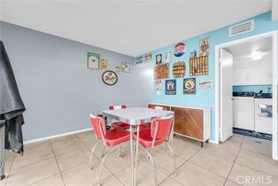 Condominium, 1533 Camelot dr, Corona, CA 92882 - 13