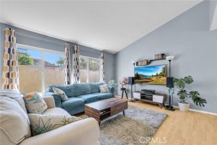 Condominium, 1533 Camelot dr, Corona, CA 92882 - 6