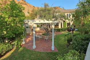 Single Family Residence, 3322 Wedgewood ln, Burbank, CA 91504 - 25