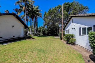 Single Family Residence, 125 Las Palmas dr, Fullerton, CA 92835 - 36