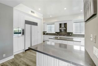 Single Family Residence, 14057 Valley Vista blvd, Sherman Oaks, CA 91423 - 14