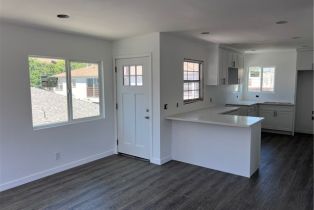 Residential Lease, 2458 A  Chestnut AVE, Long Beach, CA  Long Beach, CA 90806