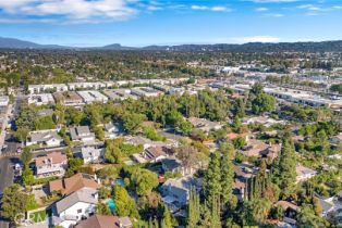 Single Family Residence, 18625 Delano st, Tarzana, CA 91335 - 36