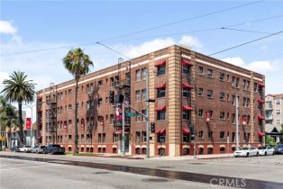 Condominium, 800 Pacific AVE, Long Beach, CA  Long Beach, CA 90813