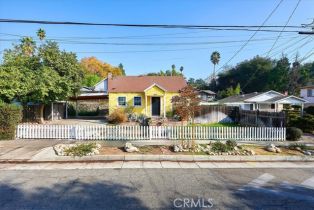 Single Family Residence, 2016 Glen AVE, Pasadena, CA  Pasadena, CA 91103