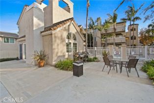 Condominium, 4561 Warner ave, Huntington Beach, CA 92649 - 19