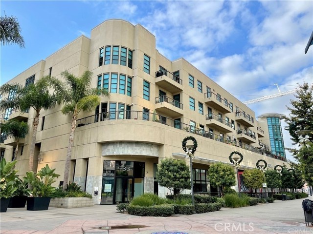 Condominium, 133 Promenade, Long Beach, CA 90802 - 1