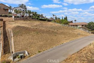 , 14335 Four Winds rd, Riverside, CA 92503 - 4