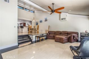 Condominium, 802 Via Zapata, Riverside, CA 92507 - 13