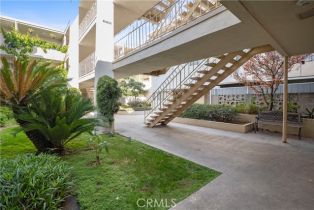 Condominium, 330 N Howard st, Glendale, CA 91206 - 12