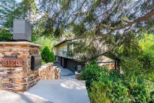 Single Family Residence, 1410 Glencrest, Glendale, CA 91208 - 3