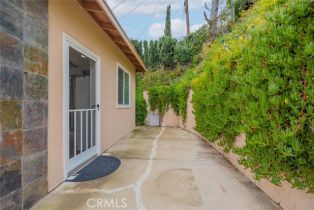 Single Family Residence, 425 Audraine dr, Glendale, CA 91202 - 3