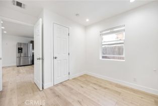 , 1537 Lake st, Glendale, CA 91201 - 8