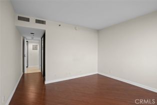 Condominium, 345 Pioneer dr, Glendale, CA 91203 - 19