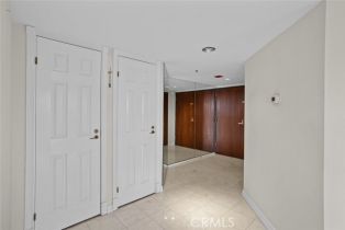 Condominium, 345 Pioneer dr, Glendale, CA 91203 - 5