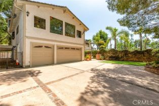 Single Family Residence, 11574 Yarmouth ave, Granada Hills, CA 91344 - 3