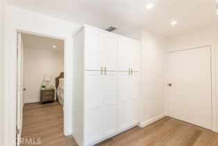 Single Family Residence, 4143 Sumac dr, Sherman Oaks, CA 91403 - 26