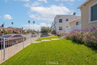 Single Family Residence, 1009 Alexandria ave, Hollywood , CA 90029 - 4