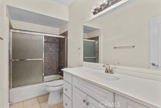 Condominium, 14247 Riverside dr, Sherman Oaks, CA 91423 - 10