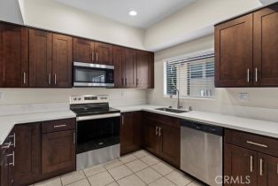 Condominium, 14247 Riverside dr, Sherman Oaks, CA 91423 - 5