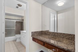 Condominium, 14247 Riverside dr, Sherman Oaks, CA 91423 - 9