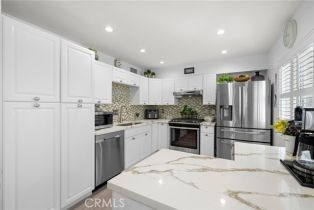 Condominium, 9552 Via Venezia, Burbank, CA 91504 - 8